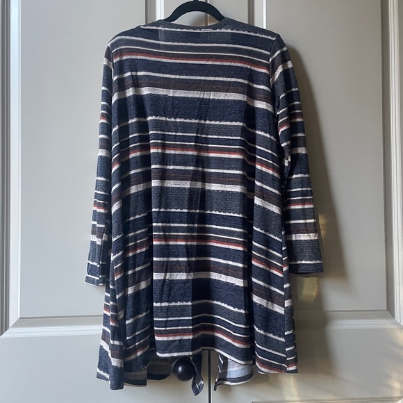 NWOT LulaRoe Striped Open Kimono Medium - Picture 2 of 5